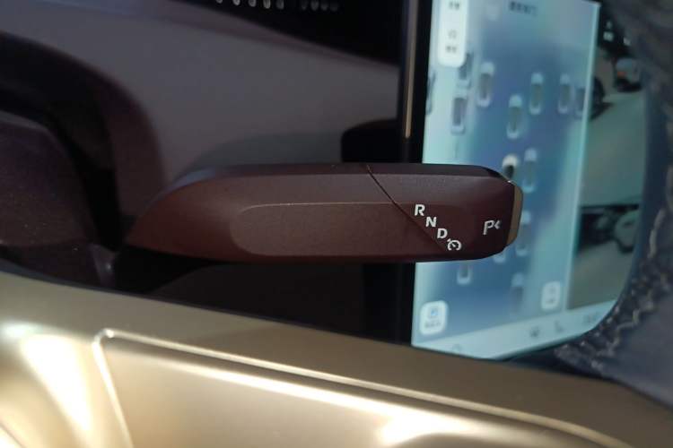 Used Avatr 11 2025 Year Updated Max Extended-Range Version Gear Lever