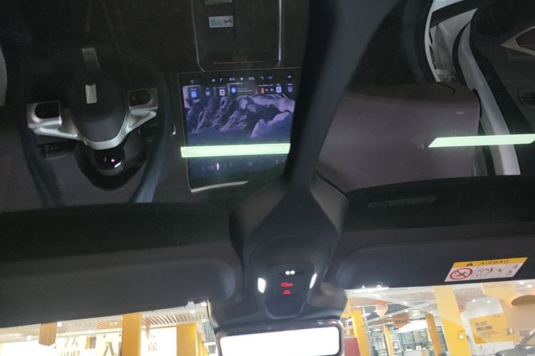 Used Avatr 11 2025 Ultra Extended-Range Edition Headliner