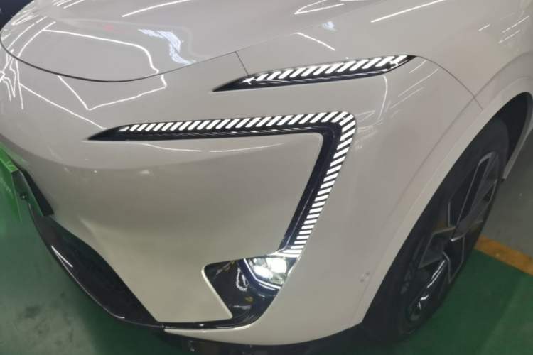 Used Avatr 11 2025 Max Extended-Range Edition Left Front Headlight