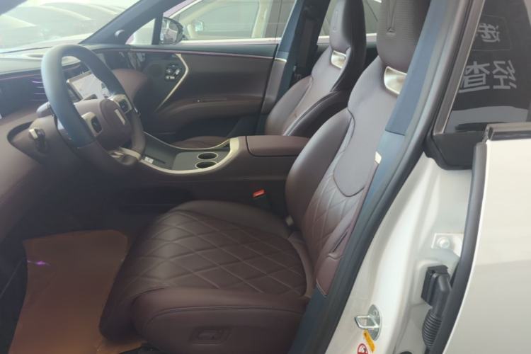 Used Avatr 11 2025 Ultra Extended-Range Edition Left Front Seat