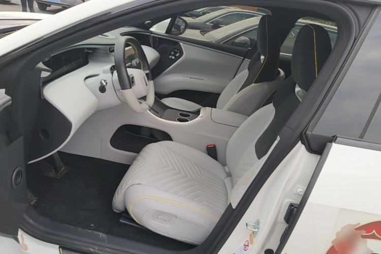Used Avatr 11 2025 Year Updated Max Extended-Range Version Left Front Seat