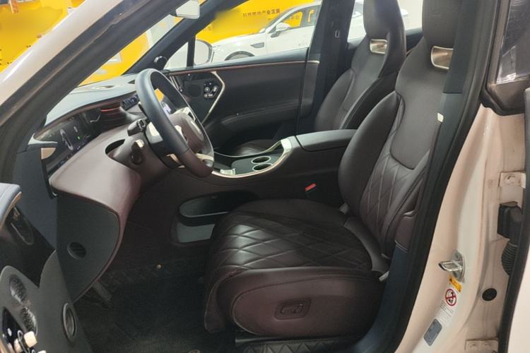 Used Avatr 11 2025 Ultra Extended-Range Edition Left Front Seat