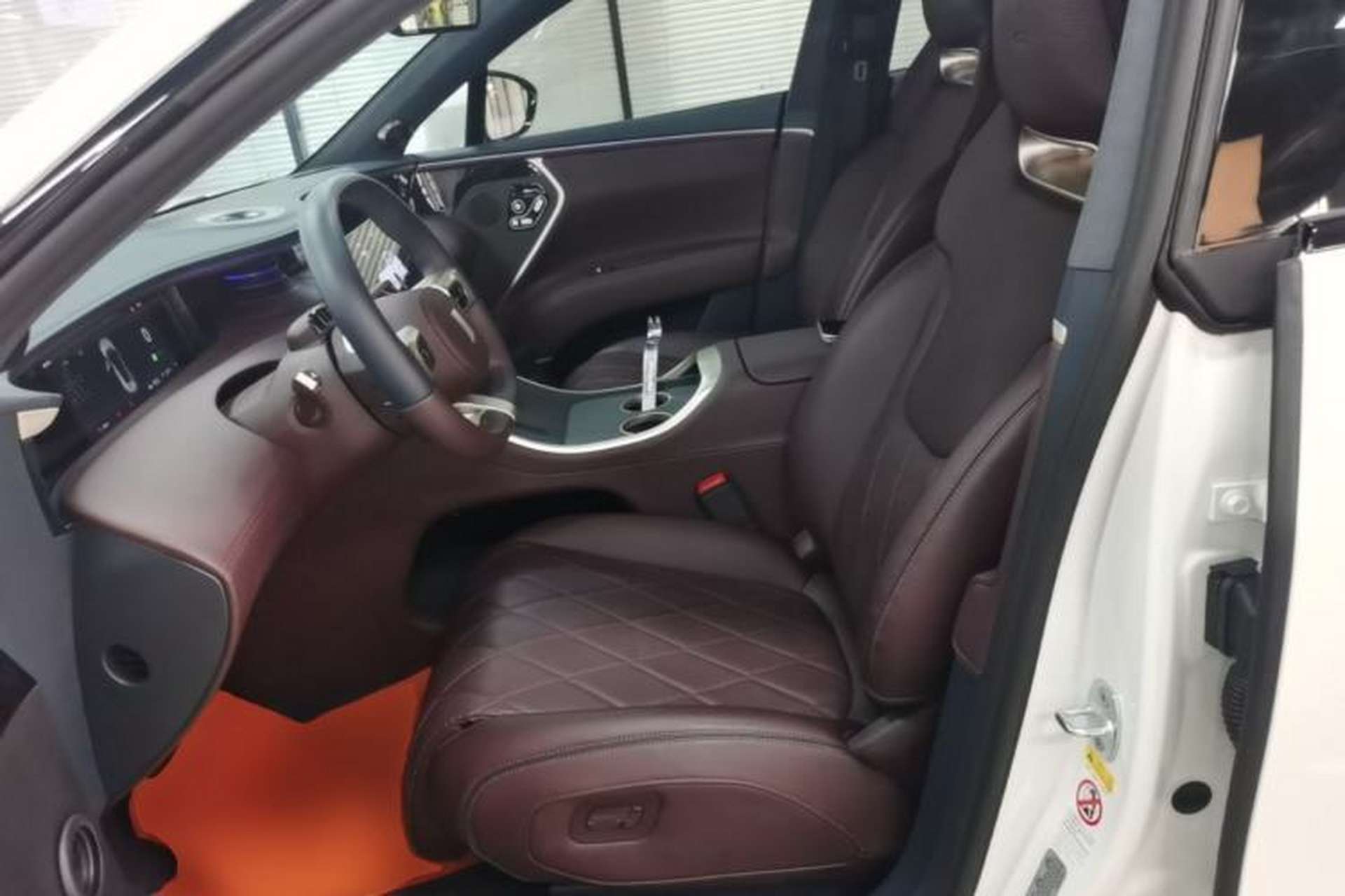 Used Avatr 11 2025 Year Updated Max Extended-Range Version Left Front Seat