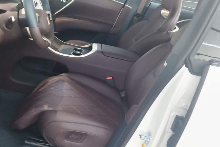 Used Avatr 11 2025 Year Updated Max Extended-Range Version Left Front Seat