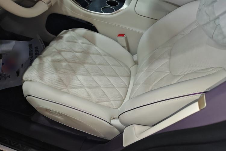Used Avatr 11 2025 Year Updated Max Extended-Range Version Left Front Seat