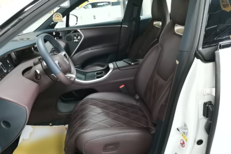 Used Avatr 11 2025 Ultra Extended-Range Edition Left Front Seat
