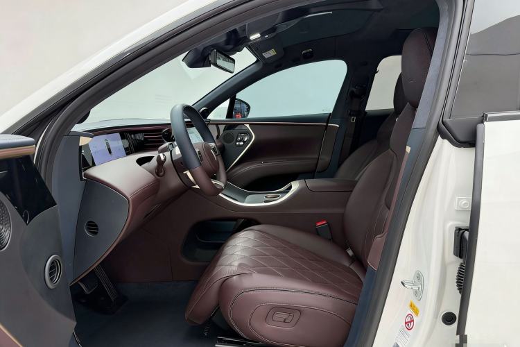 Used Avatr 11 2025 Year Updated Max Extended-Range Version Left Front Seat