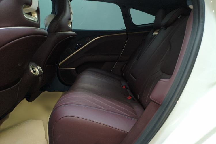 Used Avatr 11 2025 Year Updated Max Extended-Range Version Left Rear Seat