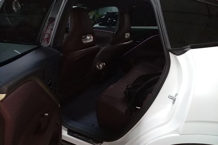 Used Avatr 11 2025 Year Updated Max Extended-Range Version Left Rear Seat