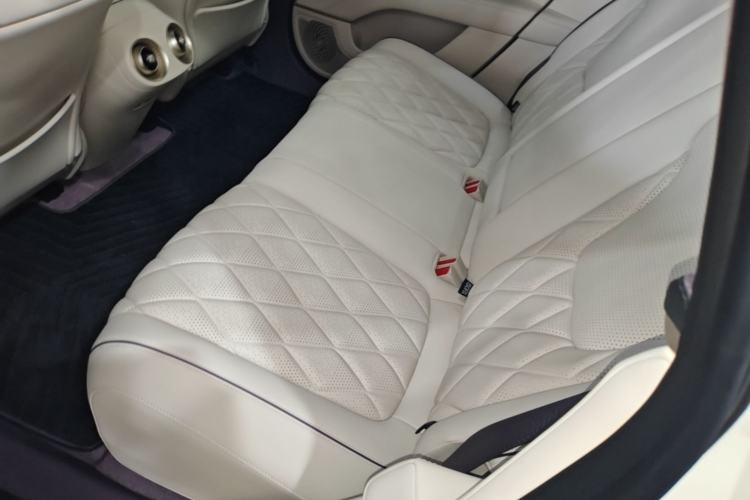 Used Avatr 11 2025 Year Updated Max Extended-Range Version Left Rear Seat