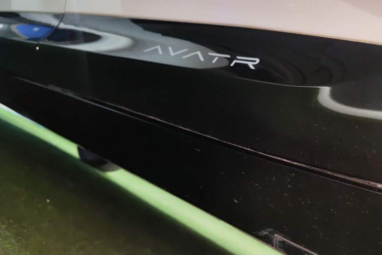 Used Avatr 11 2025 Max Pure Electric Edition Left Side Sill