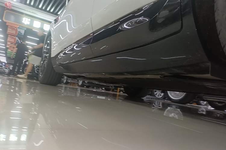 Used Avatr 11 2025 Year Updated Max Extended-Range Version Left Side Sill