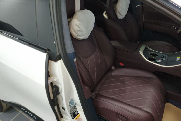 Used Avatr 11 2025 Year Updated Max Extended-Range Version Right Front Seat