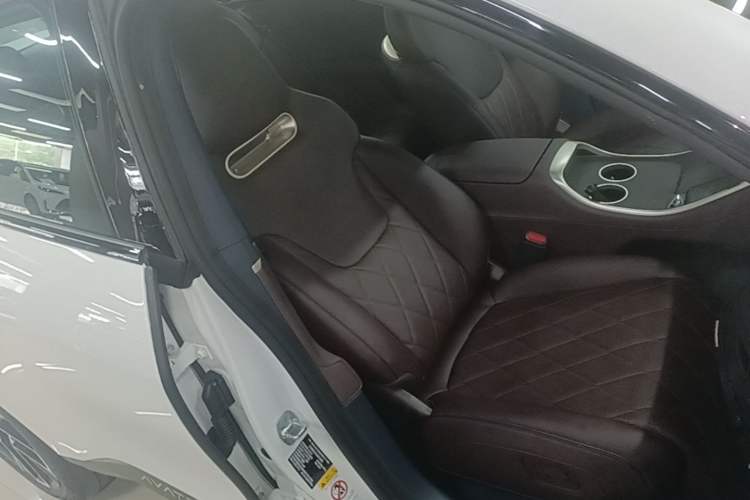Used Avatr 11 2025 Year Updated Max Extended-Range Version Right Front Seat