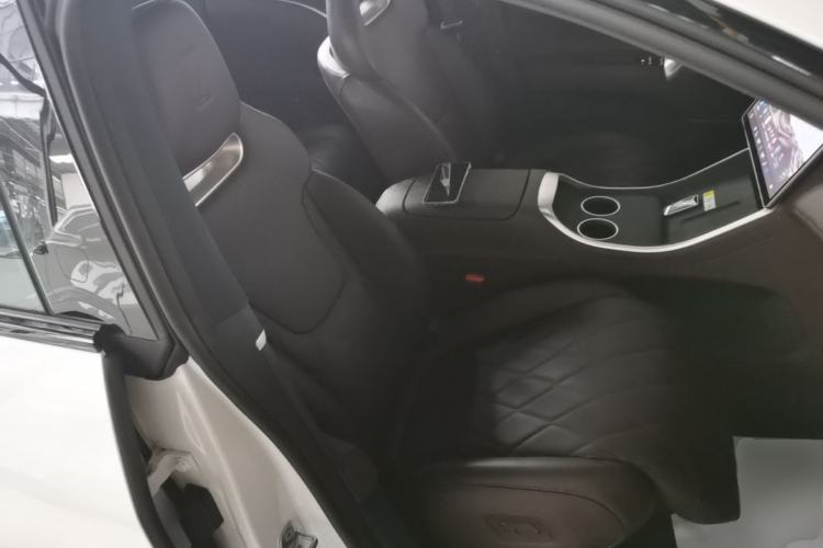 Used Avatr 11 2025 Year Updated Max Extended-Range Version Right Front Seat