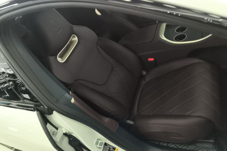 Used Avatr 11 2025 Year Updated Max Extended-Range Version Right Front Seat