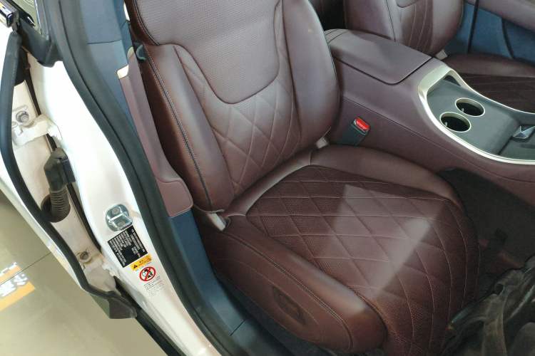 Used Avatr 11 2025 Year Updated Max Extended-Range Version Right Front Seat