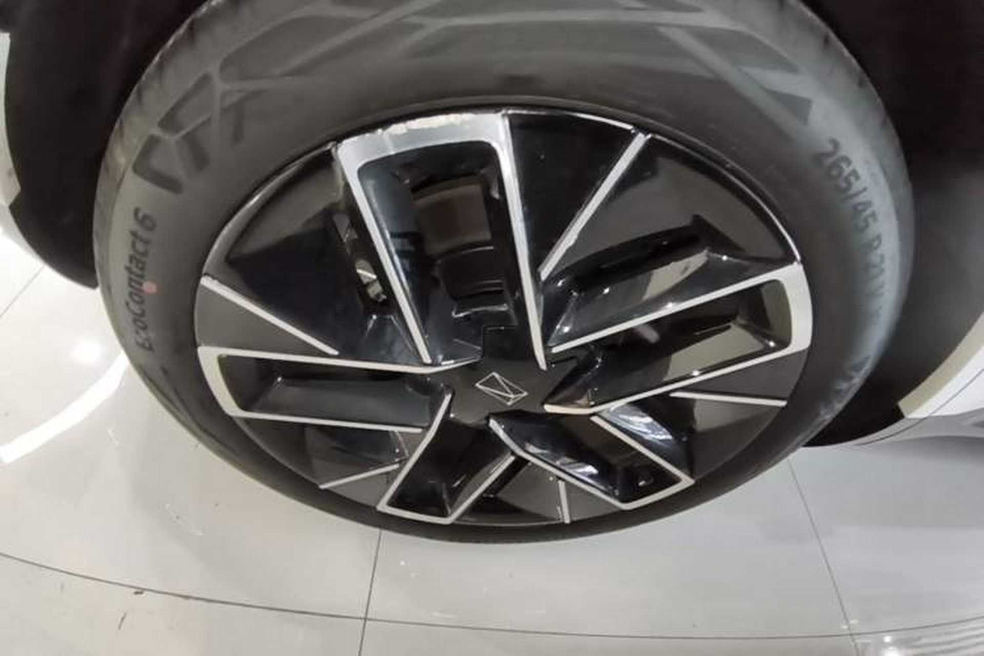 Used Avatr 11 2025 Year Updated Max Extended-Range Version Right Rear Wheel Hub