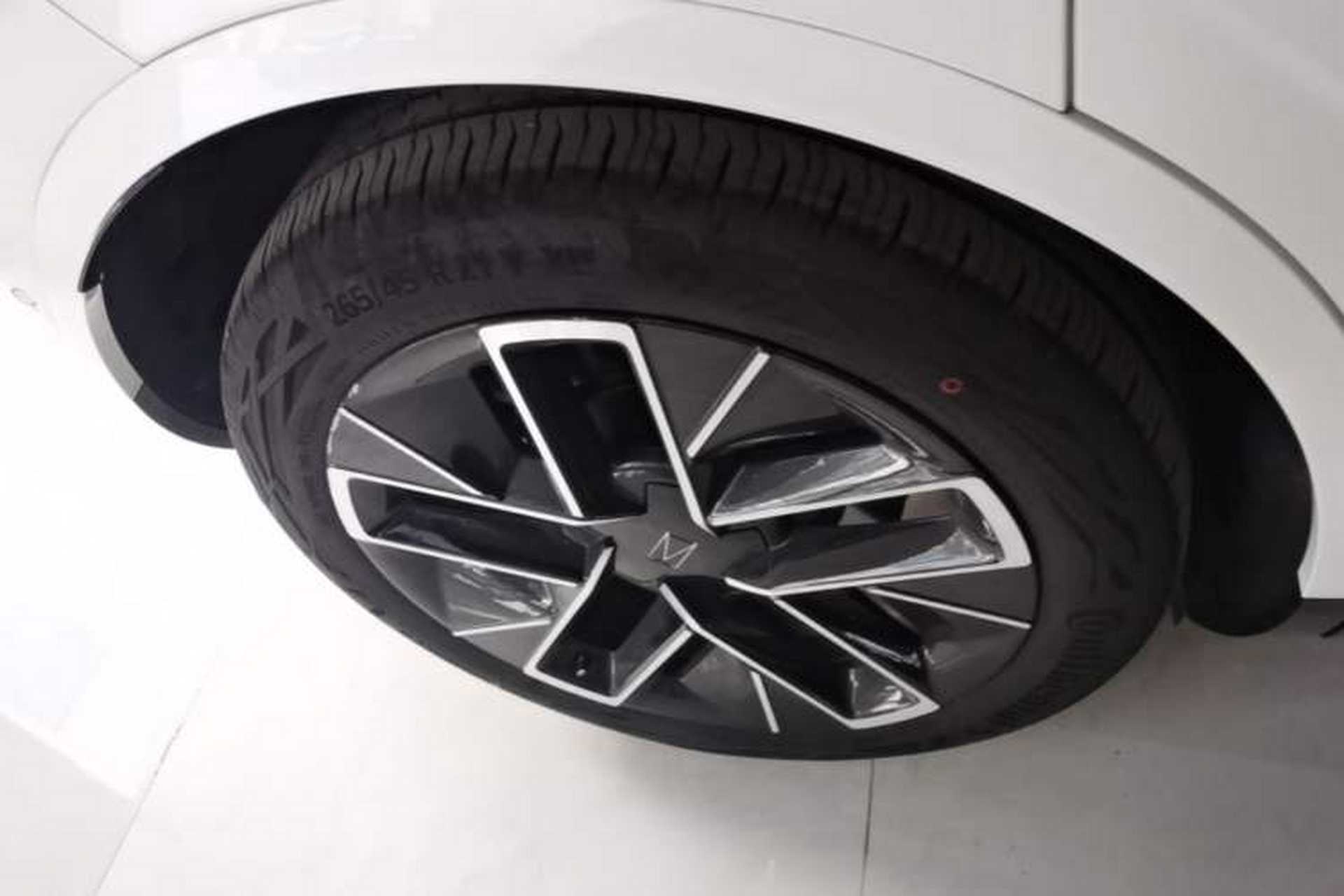 Used Avatr 11 2025 Year Updated Max Extended-Range Version Right Rear Wheel Hub