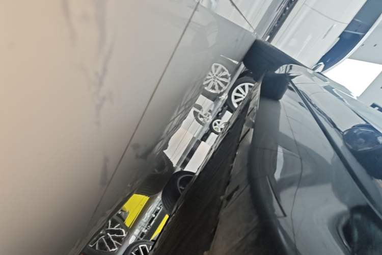 Used Avatr 11 2025 Year Updated Max Extended-Range Version Right Side Sill
