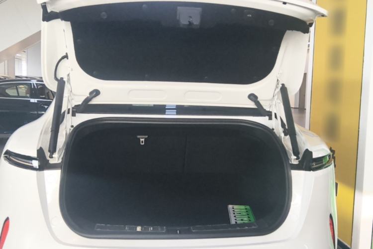 Used Avatr 11 2025 Year Updated Max Extended-Range Version Trunk