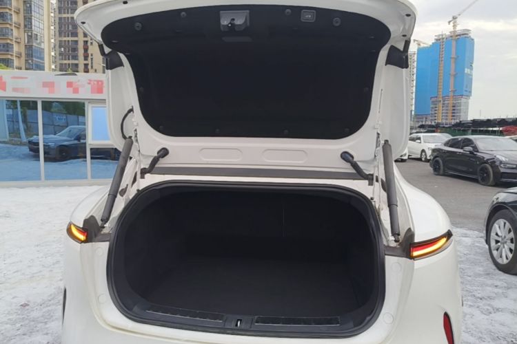 Used Avatr 11 2025 Year Updated Max Extended-Range Version Trunk