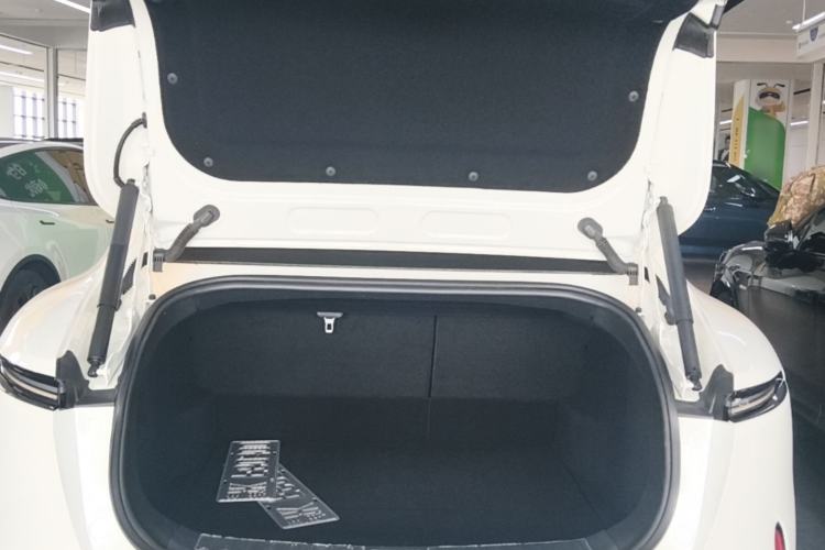 Used Avatr 11 2025 Year Updated Max Extended-Range Version Trunk