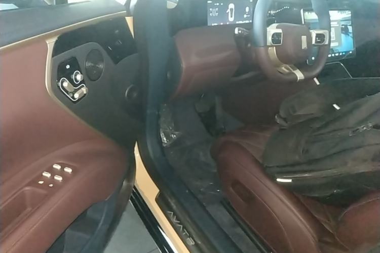 Used Avatr 11 2025 Year Updated Max Extended-Range Version Driver Seat