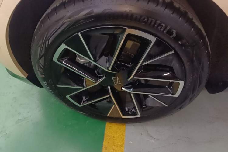 Used Avatr 11 2025 Max Extended-Range Edition Exterior 4