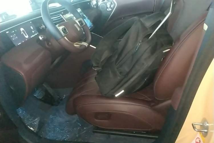 Used Avatr 11 2025 Year Updated Max Extended-Range Version Left Front Seat