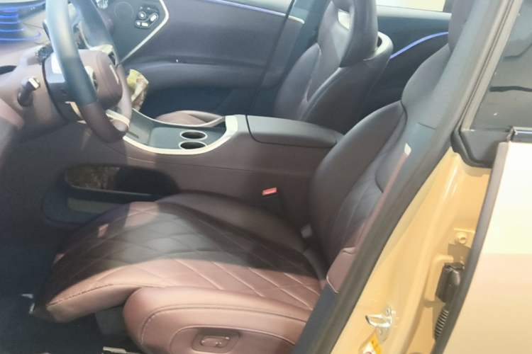 Used Avatr 11 2025 Year Updated Max Extended-Range Version Left Front Seat