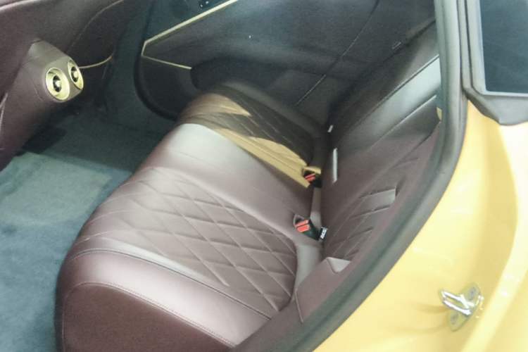 Used Avatr 11 2025 Year Updated Max Extended-Range Version Left Rear Seat