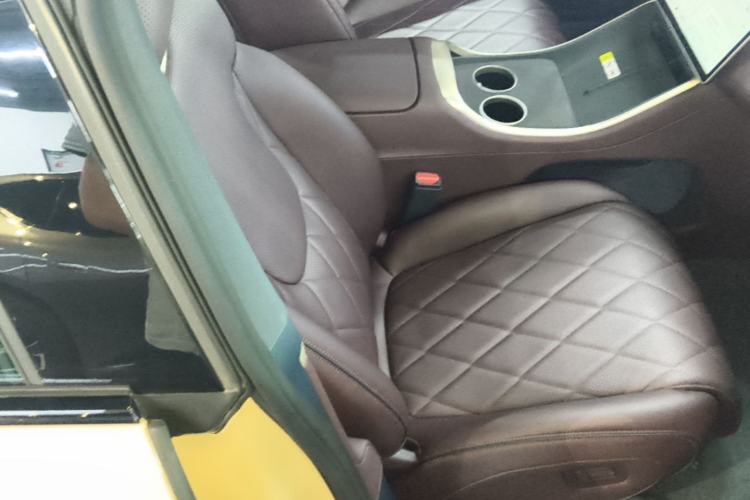 Used Avatr 11 2025 Year Updated Max Extended-Range Version Right Front Seat