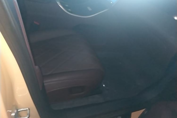 Used Avatr 11 2025 Year Updated Max Extended-Range Version Right Front Seat