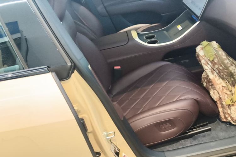 Used Avatr 11 2025 Year Updated Max Extended-Range Version Right Front Seat