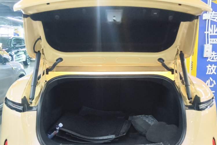 Used Avatr 11 2025 Year Updated Max Extended-Range Version Trunk