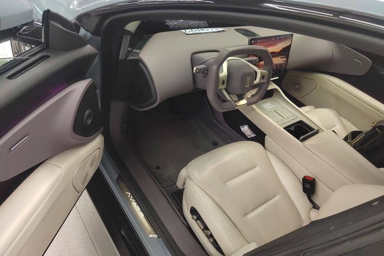 Used Avatr 12 2023 700 Three-Laser Rear-Wheel Drive Luxury Edition Driver Seat