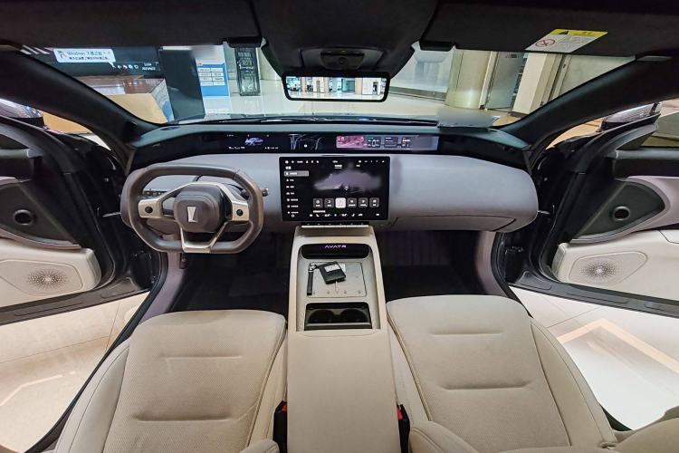 Used Avatr 12 2023 700 Three-Laser Rear-Wheel Drive Luxury Edition Interior 1