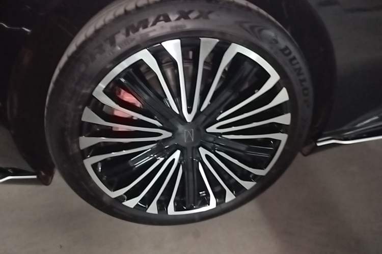 Used Avatr 12 2023 650 Three-Laser Four-Wheel Drive Performance Edition Exterior 5