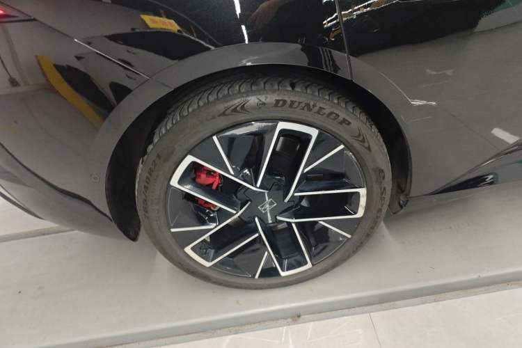 Used Avatr 12 2023 650 Three-Laser Four-Wheel Drive Performance Edition Exterior 5