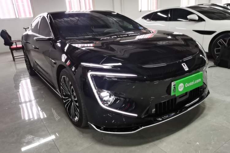Used Avatr 12 2023 650 Three-Laser Four-Wheel Drive Performance Edition Front Right 45 Deg