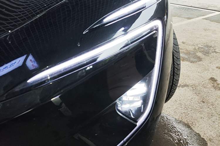 Used Avatr 12 2023 700 Three-Laser Rear-Wheel Drive Luxury Edition Left Front Headlight