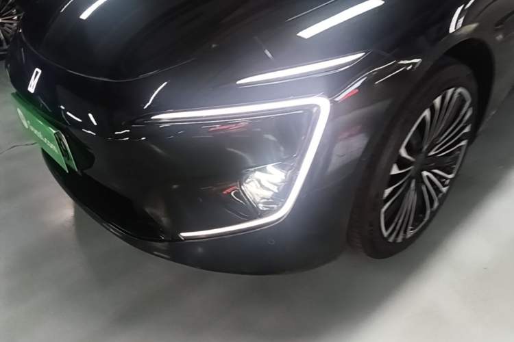 Used Avatr 12 2023 650 Three-Laser Four-Wheel Drive GT Version Left Front Headlight