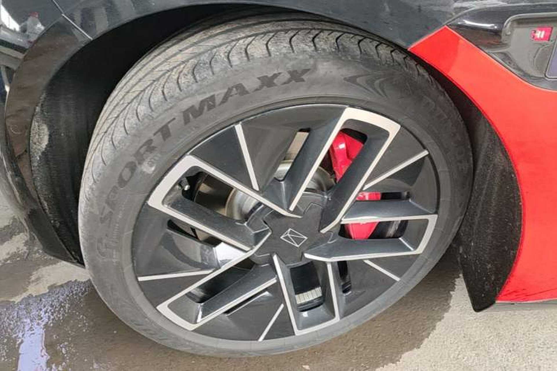 Used Avatr 12 2023 700 Three-Laser Rear-Wheel Drive Luxury Edition Left Front Wheel Hub