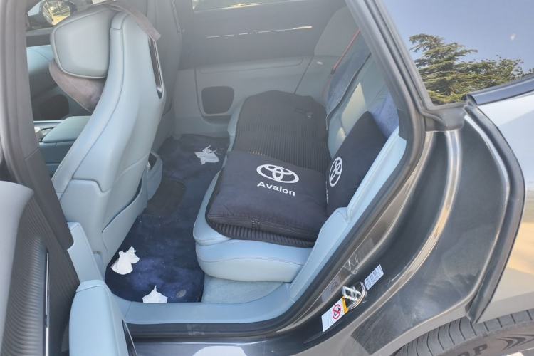 Used Avatr 12 2023 650 Three-Laser Four-Wheel Drive Performance Edition Left Rear Seat
