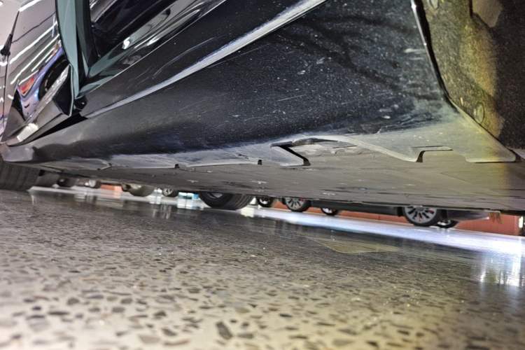 Used Avatr 12 2023 650 Three-Laser Four-Wheel Drive Performance Edition Left Side Sill