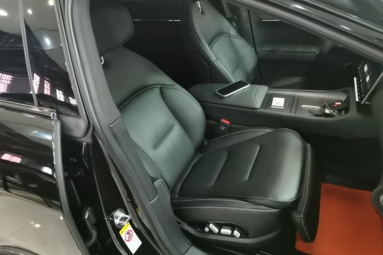 Used Avatr 12 2023 700 Three-Laser Rear-Wheel Drive Luxury Edition Right Front Seat