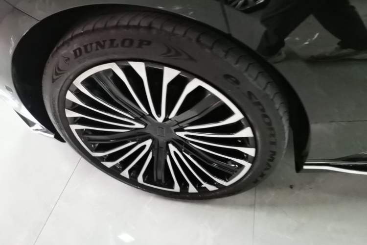 Used Avatr 12 2023 650 Three-Laser Four-Wheel Drive Performance Edition Right Rear Wheel Hub