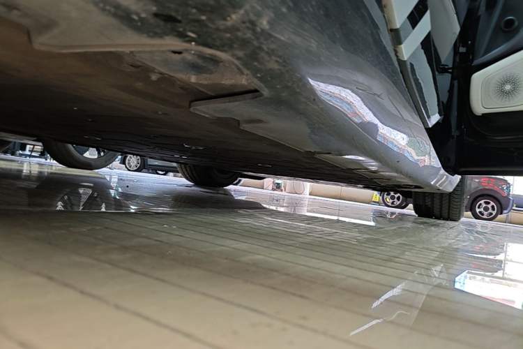 Used Avatr 12 2023 700 Three-Laser Rear-Wheel Drive Luxury Edition Right Side Sill
