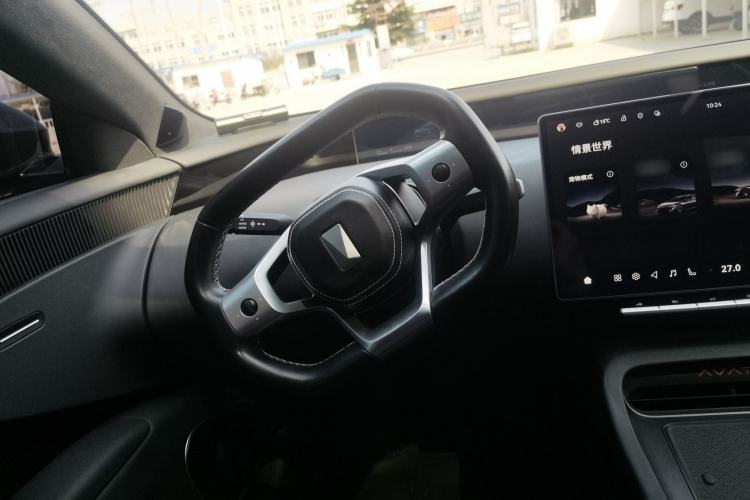 Used Avatr 12 2023 700 Three-Laser Rear-Wheel Drive Luxury Edition Steering Wheel